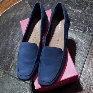 Easy Spirit Seabide8 dark blue suede ladies slip on loafer. 10N worn 1x